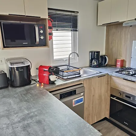 Mobil La Carabasse Camping Vias